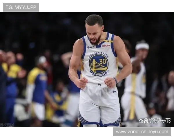 2015年总决赛第一场：勇士第一节就落后30分，但凭借库里连续远投，最终完成“史诗逆转”，点燃整个系列赛。