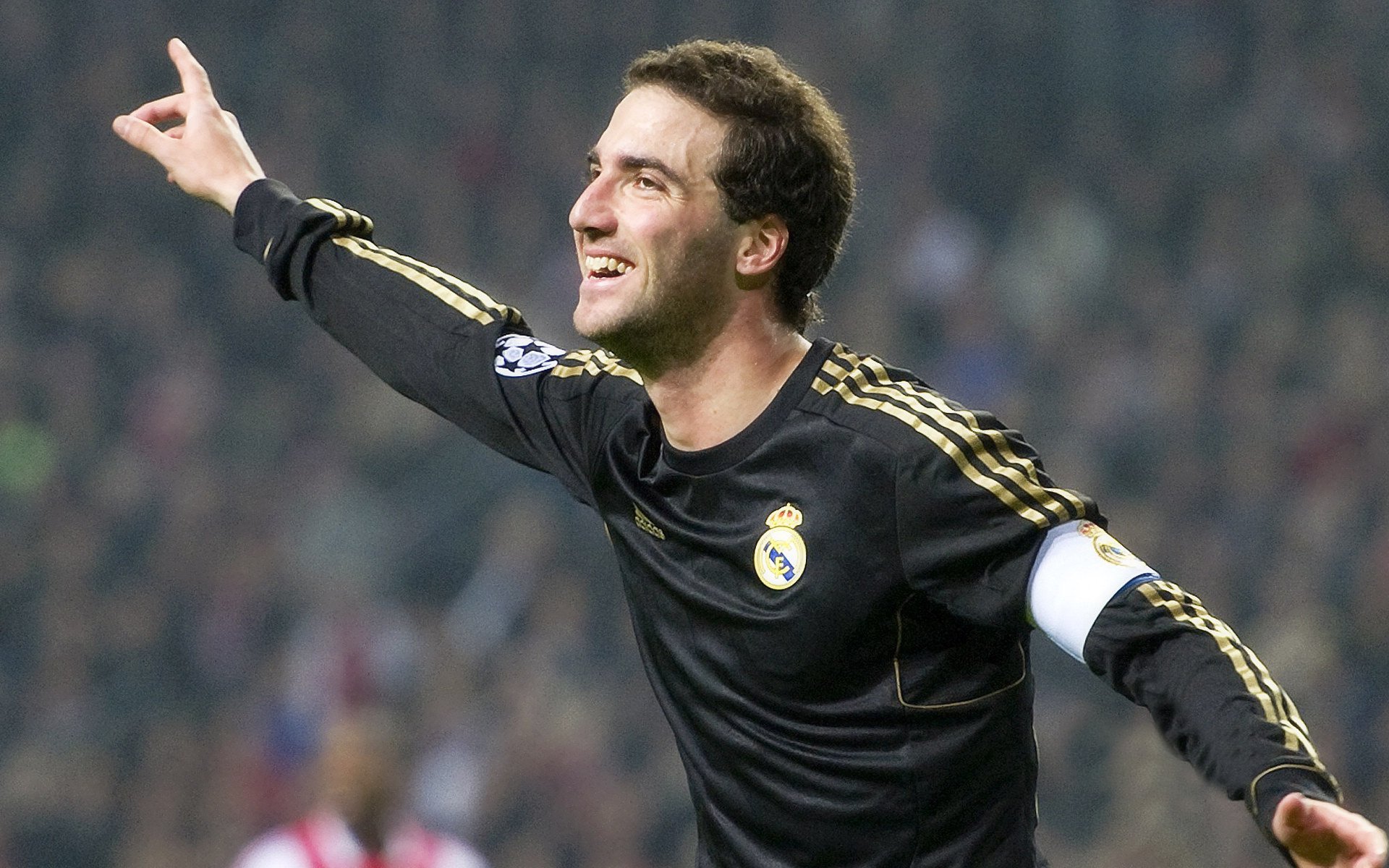 德甲攻防转变:精彩瞬间都令人热血沸腾!,德甲防守