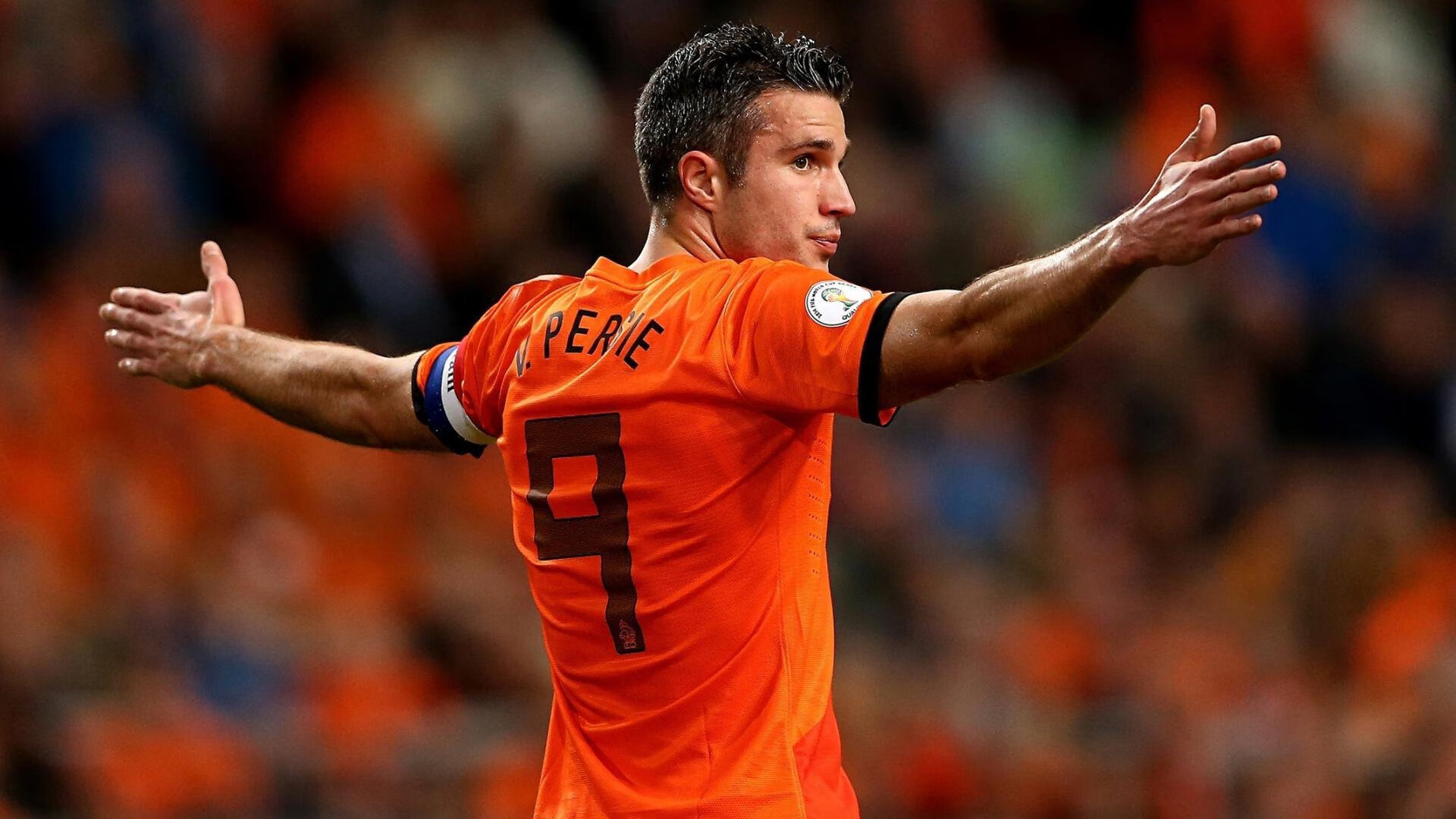 “伊万·戈梅斯的进攻速度与突破性反击,助力阿根廷美洲狮队冲破重围”