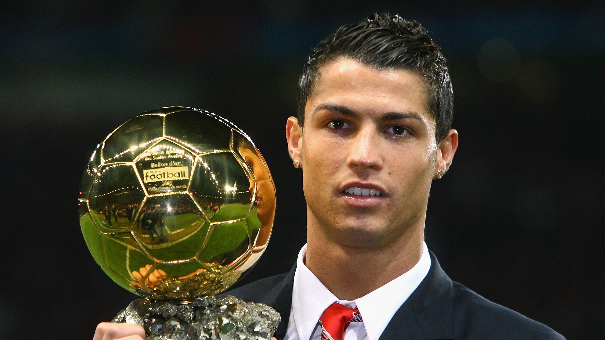 中国足球职业联赛积极推动足球场馆智能化建设，中国专业足球场规划