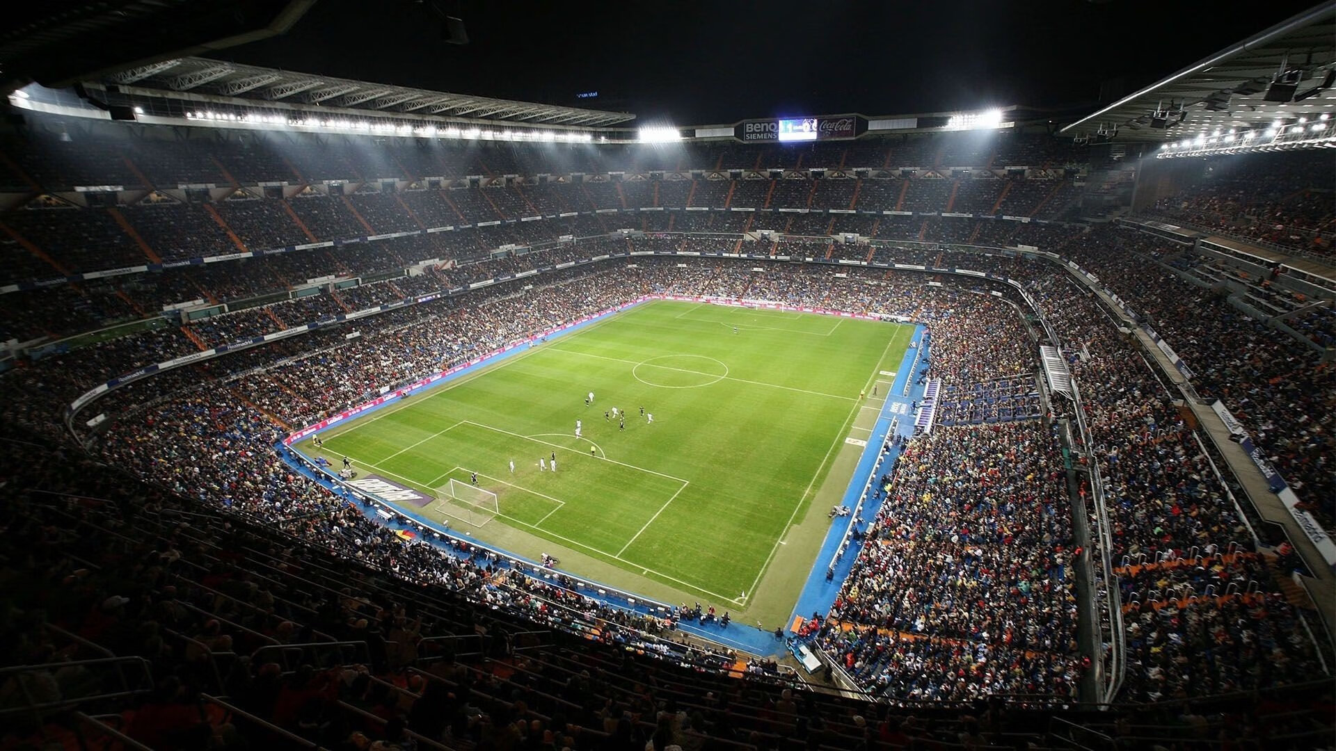 世界学生极限水上竞技：惊险项目提升赛事观赏性，青少年水上竞技